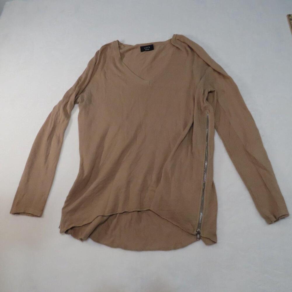 The VICI Collection Camel Tan V-Neck Side Zip Long Sleeve Top in size Medium is